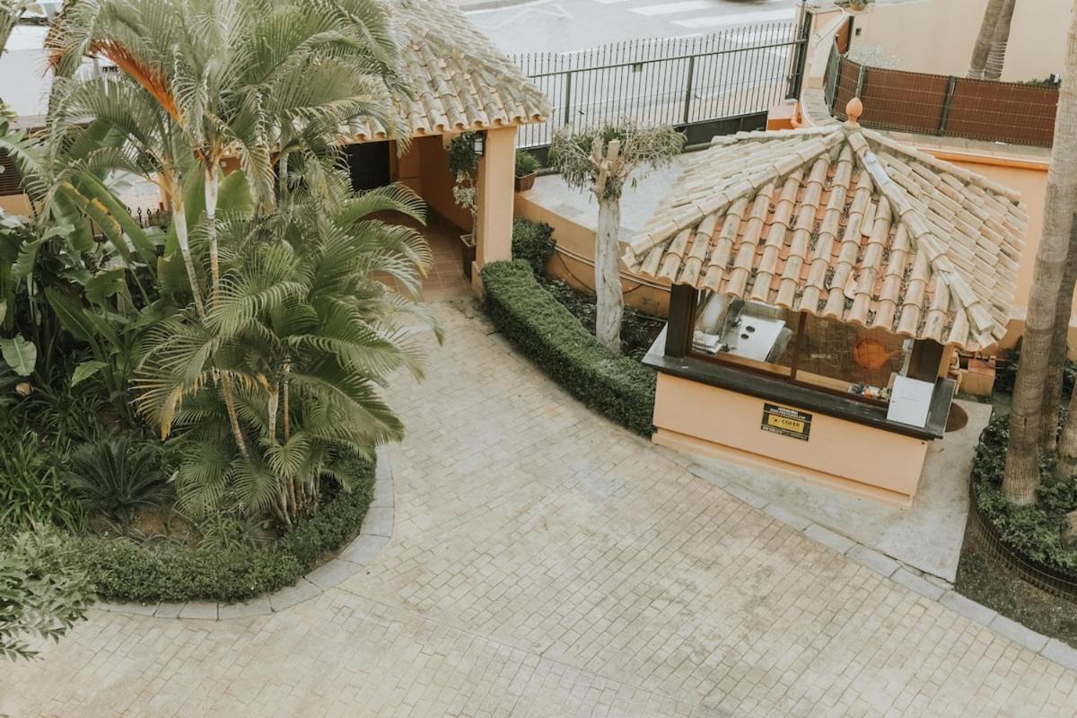 Residencia Playa Alicate